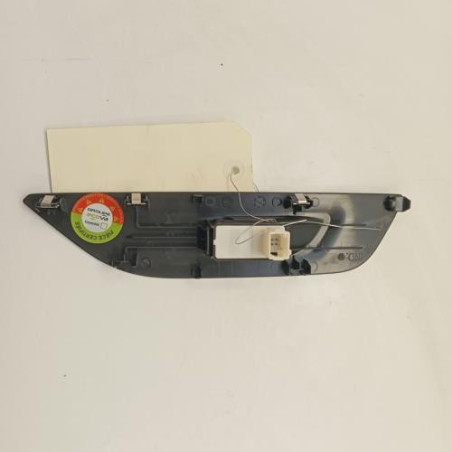 Interrupteur de leve vitre avant droit PEUGEOT 2008 2
