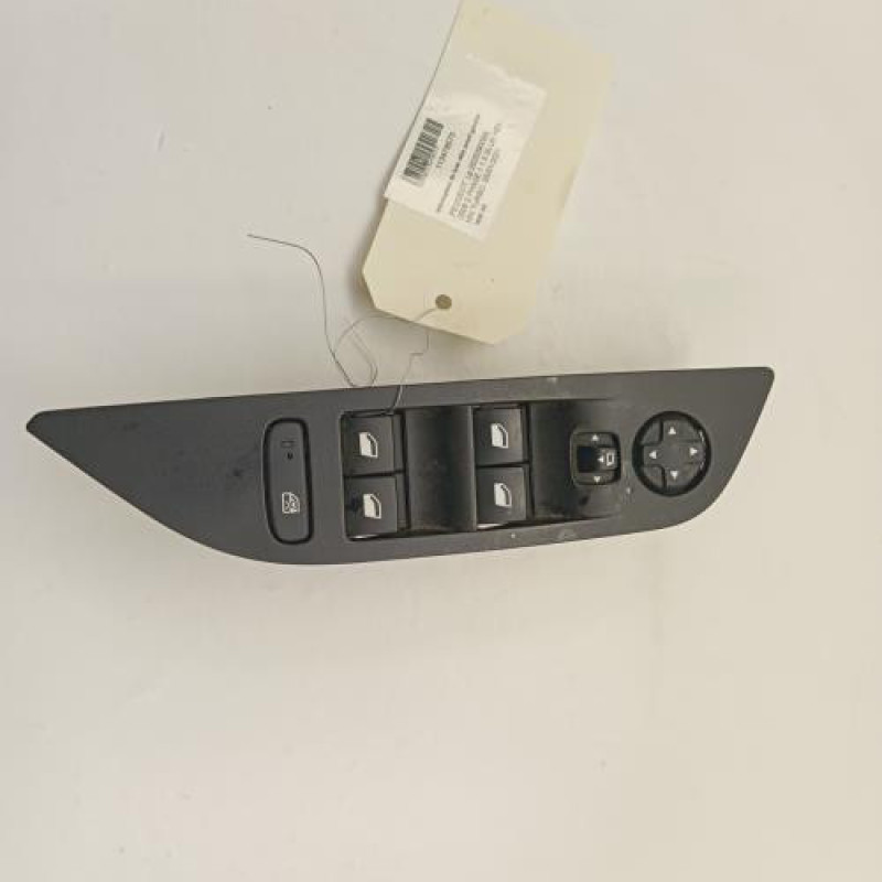 Interrupteur de leve vitre avant gauche PEUGEOT 2008 2