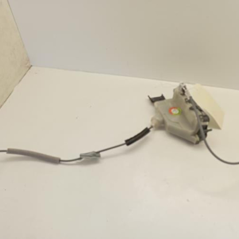 Serrure arriere droit PEUGEOT 2008 2 Serrure arriere droit PEUGEOT 2008 2