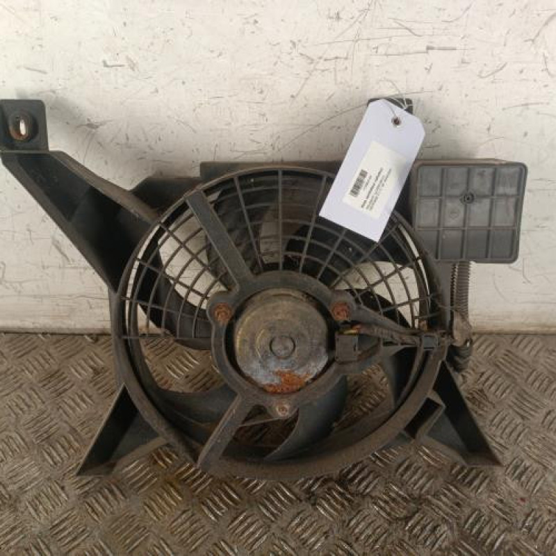 Moto ventilateur radiateur PEUGEOT 106