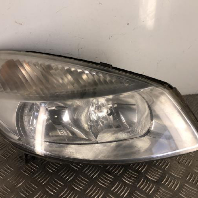Optique avant principal droit (feux)(phare) RENAULT SCENIC 2