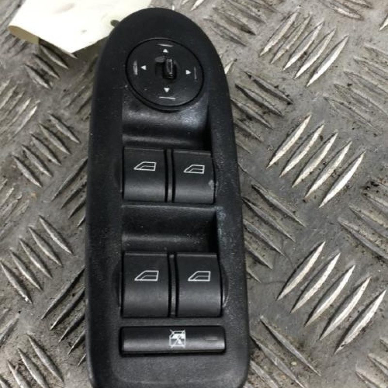 Interrupteur de leve vitre avant gauche FORD C-MAX 1