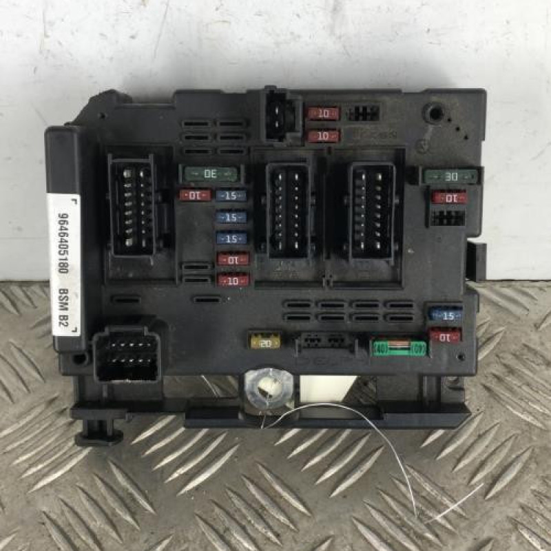 Boitier servitude moteur (BSM) PEUGEOT 307