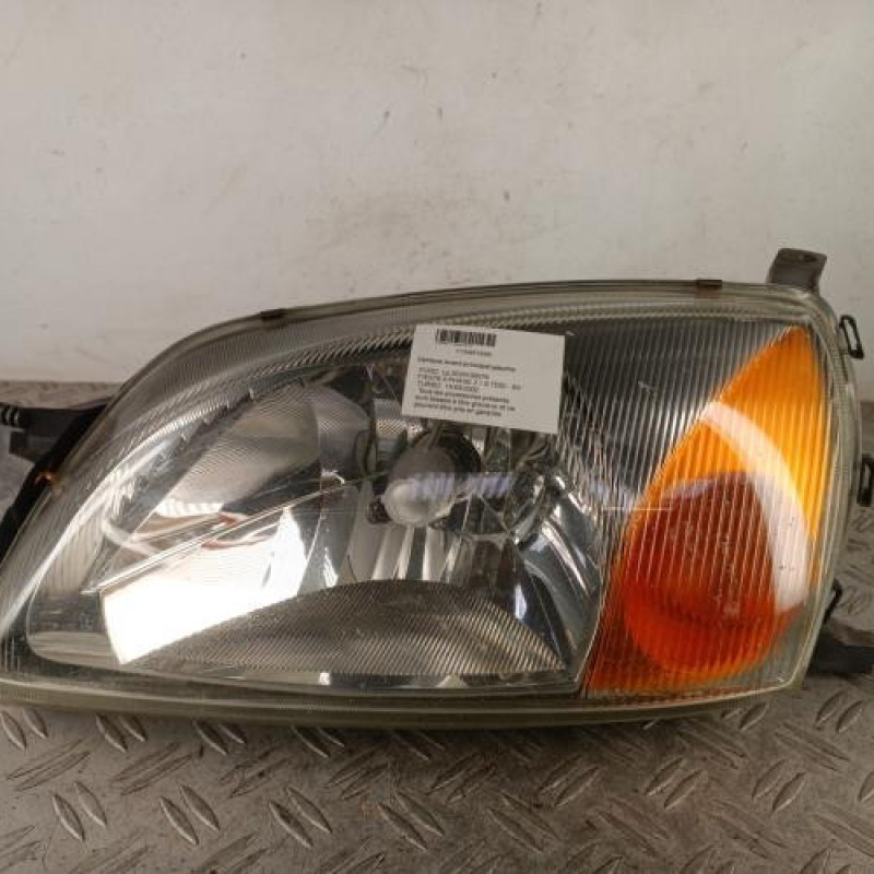 Optique avant principal gauche (feux)(phare) FORD FIESTA 4