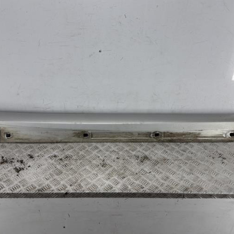 Bas de caisse droit MERCEDES CLASSE A 176 Bas de caisse droit MERCEDES CLASSE A 176