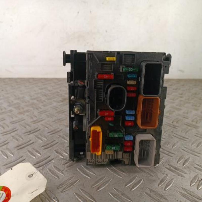 Boitier servitude moteur (BSM) PEUGEOT 207