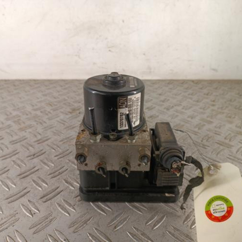 Bloc ABS (freins anti-blocage) OPEL ASTRA J