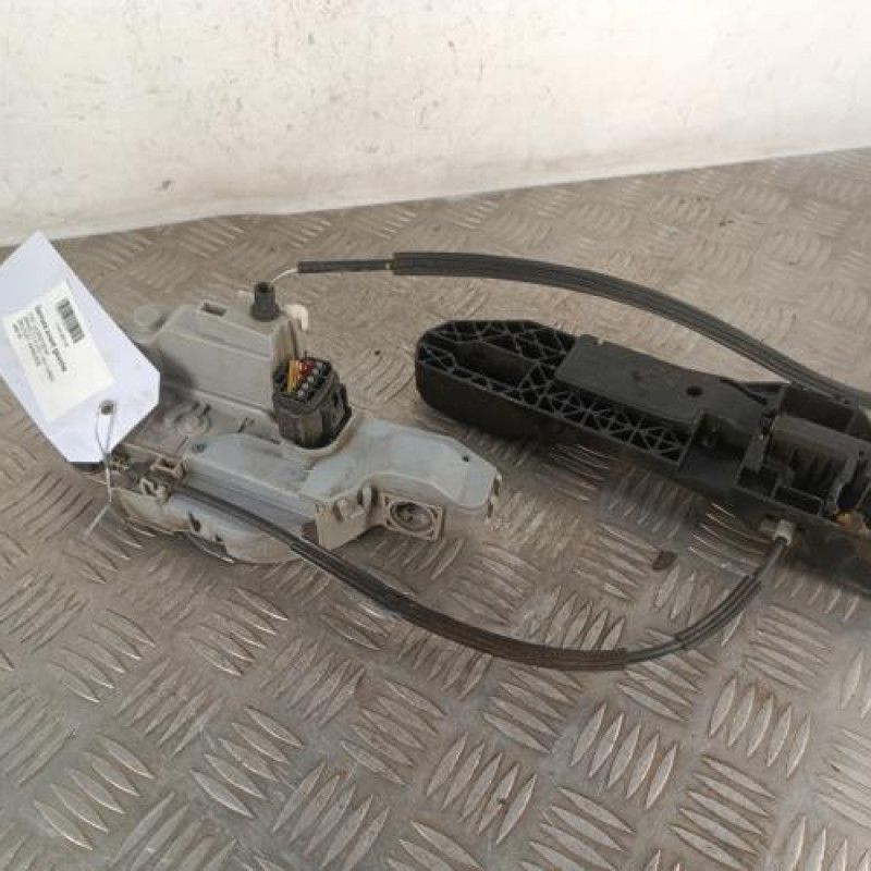 Serrure avant gauche FIAT BRAVO 2 Serrure avant gauche FIAT BRAVO 2