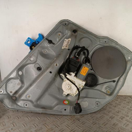 Leve vitre electrique arriere gauche VOLKSWAGEN GOLF 4 Photo n°1