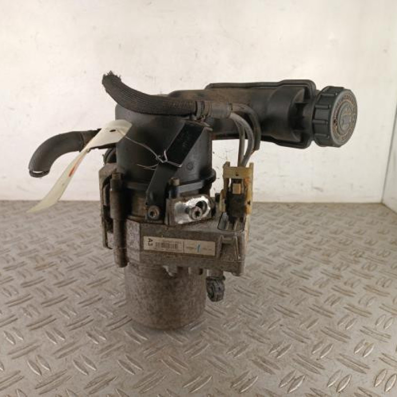 Pompe de direction PEUGEOT 508 1 SW