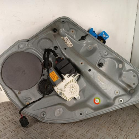 Leve vitre electrique arriere droit VOLKSWAGEN GOLF 4 Photo n°1