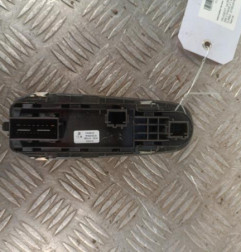 Interrupteur de leve vitre avant gauche PEUGEOT 308 2