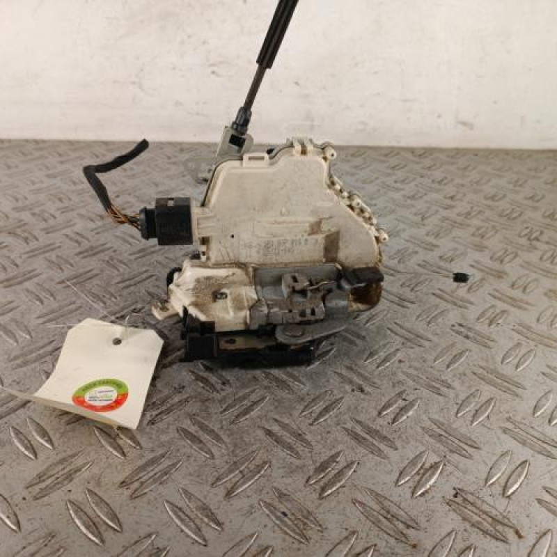 Serrure avant gauche SEAT ALTEA