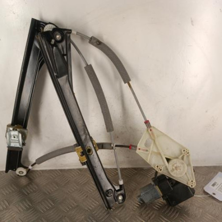 Leve vitre electrique avant gauche VOLKSWAGEN POLO 5 Photo n°1