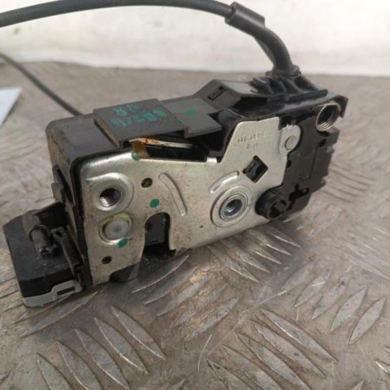Serrure arriere droit CITROEN C4 GRAND PICASSO 1 Serrure arriere droit CITROEN C4 GRAND PICASSO 1