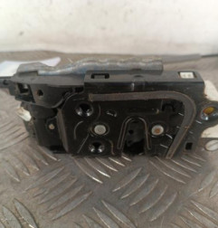 Serrure arriere gauche VOLKSWAGEN POLO 5 Photo n°1