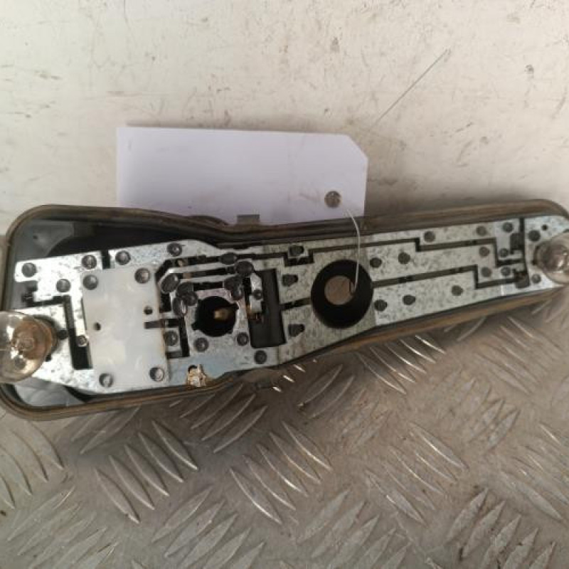 Platine feu arriere droit PEUGEOT 206