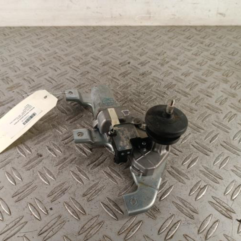 Moteur essuie glace arriere SUZUKI SX4 1