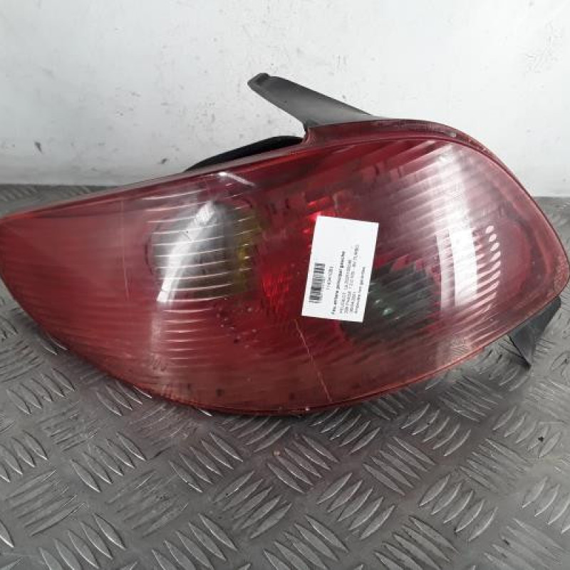 Feu arriere principal gauche (feux) PEUGEOT 206