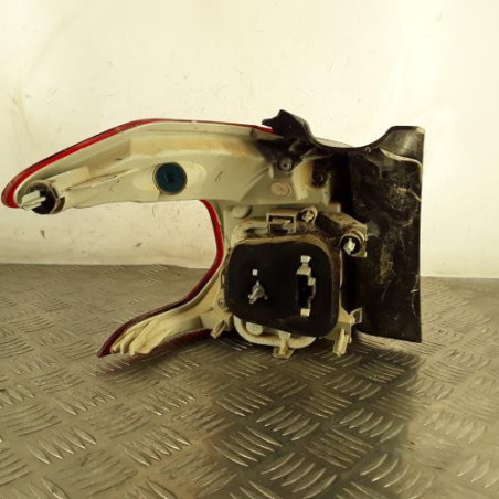 Platine feu arriere droit PEUGEOT 2008 1