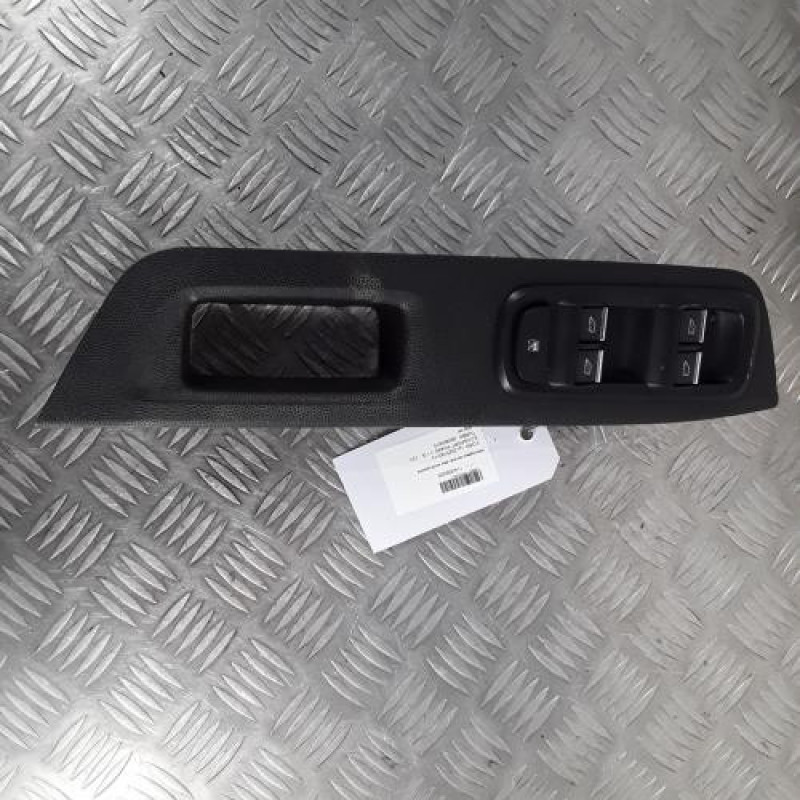Interrupteur de leve vitre avant gauche FORD ECOSPORT