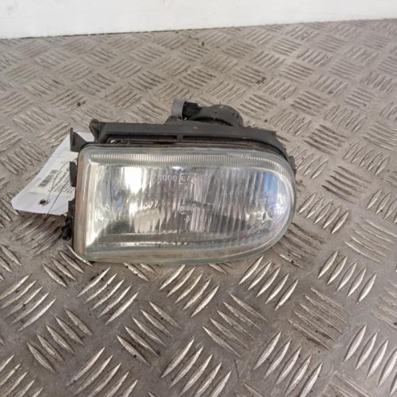 Anti brouillard droit (feux) RENAULT LAGUNA 1