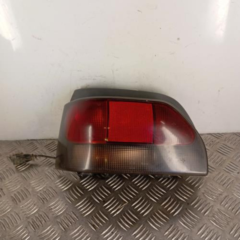 Feu arriere principal gauche (feux) RENAULT CLIO 1