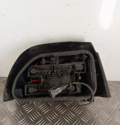 Feu arriere principal gauche (feux) RENAULT CLIO 1 Photo n°3