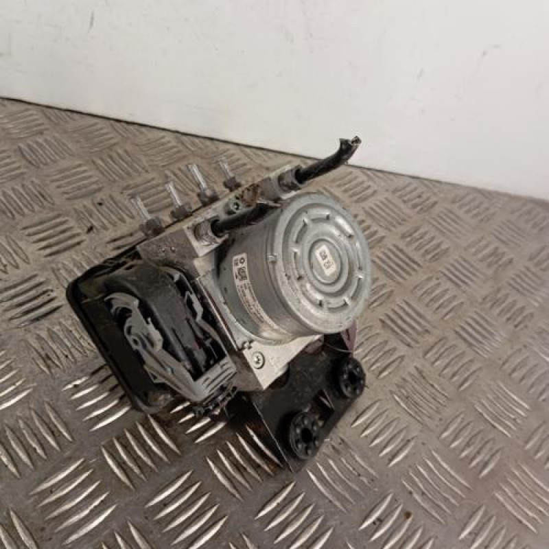 Bloc ABS (freins anti-blocage) NISSAN NV300