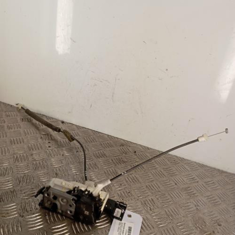 Serrure avant droit PEUGEOT 5008 1 Serrure avant droit PEUGEOT 5008 1