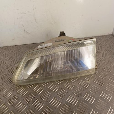 Optique avant principal gauche (feux)(phare) PEUGEOT 106 Photo n°1