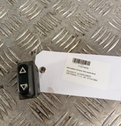 Interrupteur de leve vitre avant droit PEUGEOT 106 Photo n°1