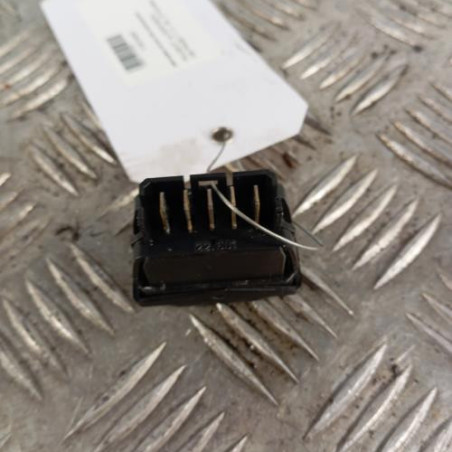 Interrupteur de leve vitre avant gauche PEUGEOT 106