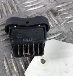Interrupteur de leve vitre avant droit DACIA DUSTER 1