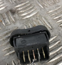 Interrupteur de leve vitre avant gauche DACIA DUSTER 1