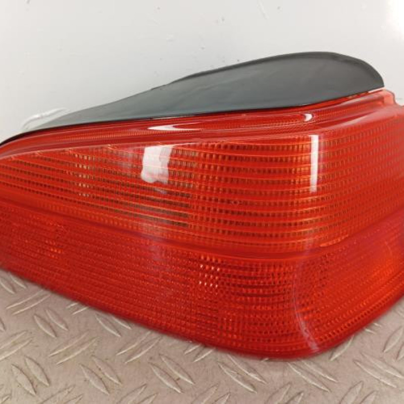 Feu arriere principal droit (feux) PEUGEOT 106
