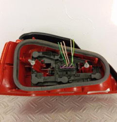 Feu arriere principal droit (feux) PEUGEOT 106 Photo n°3