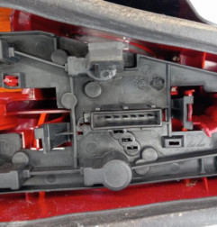 Feu arriere principal droit (feux) PEUGEOT 106 Photo n°4