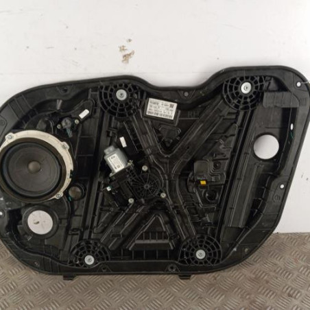 Leve vitre electrique avant droit HYUNDAI I 30 3 Photo n°1