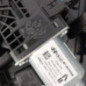 Leve vitre electrique avant droit HYUNDAI I 30 3