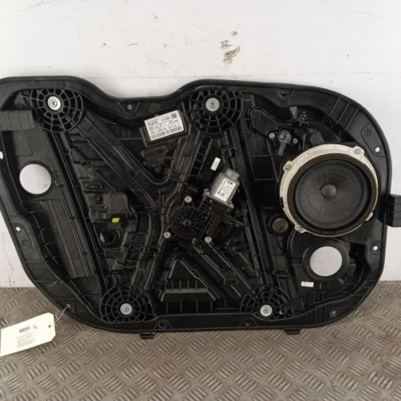 Leve vitre electrique avant gauche HYUNDAI I 30 3