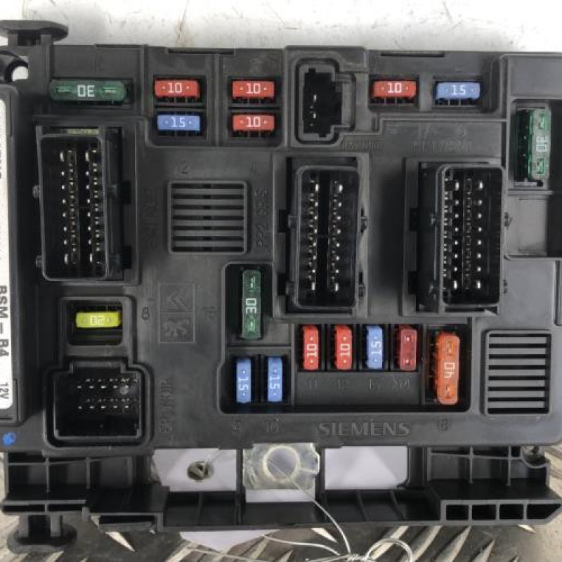 Boitier servitude moteur (BSM) CITROEN C3 1 Boitier servitude moteur (BSM) CITROEN C3 1