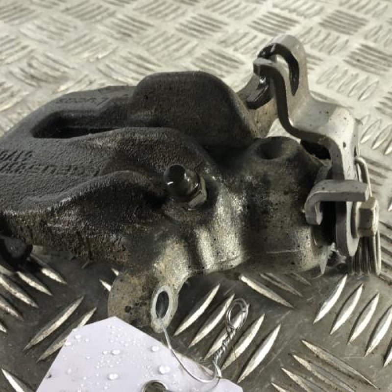 Etrier arriere droit (freinage) NISSAN NV300 Etrier arriere droit (freinage) NISSAN NV300