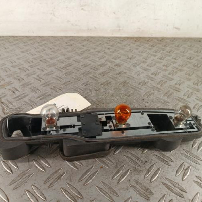 Platine feu arriere gauche DACIA LOGAN MCV 1