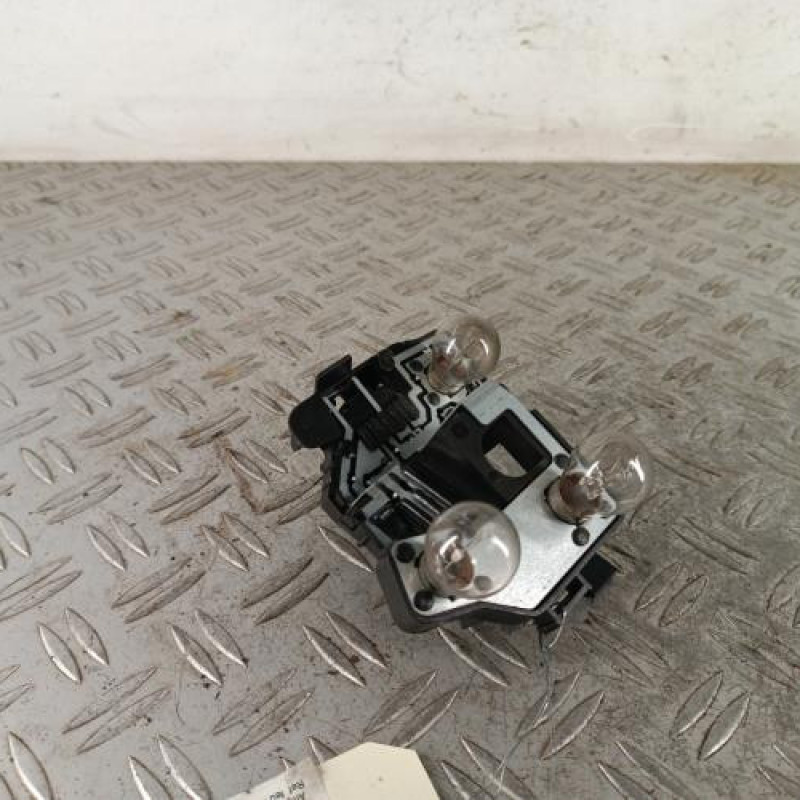 Platine feu arriere gauche PEUGEOT 206
