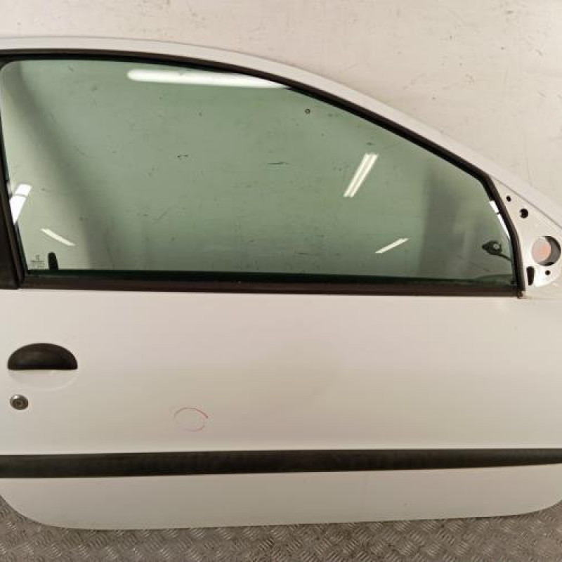Porte avant droit PEUGEOT 206