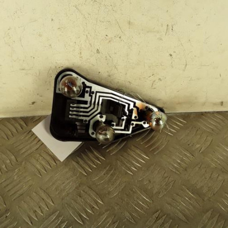 Platine feu arriere gauche BMW X3 E83 Photo n°1