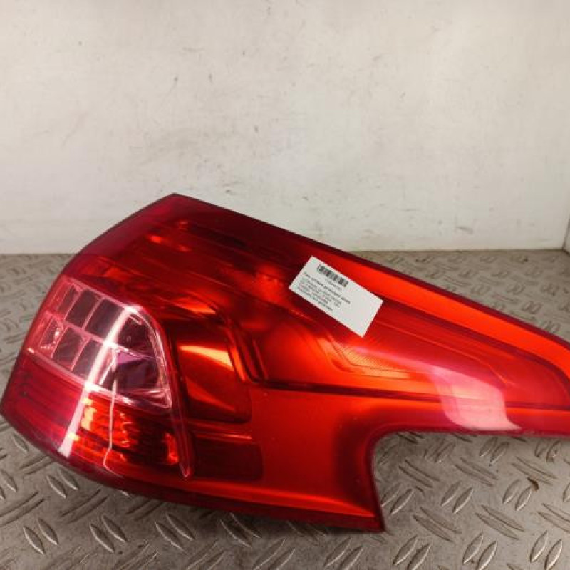 Feu arriere principal droit (feux) CITROEN C5 2 Feu arriere principal droit (feux) CITROEN C5 2