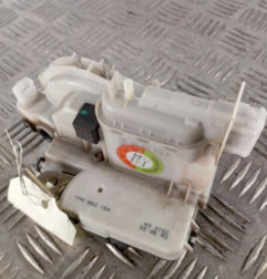 Serrure avant droit VOLKSWAGEN GOLF 3