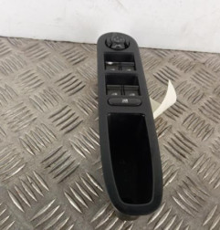 Interrupteur de leve vitre avant gauche ALFA ROMEO 159 Photo n°1
